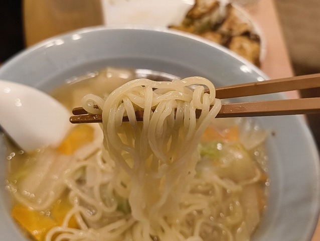 タンメンを手繰る