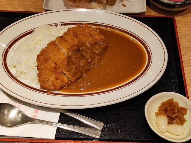 吉池初食堂のカツカレー