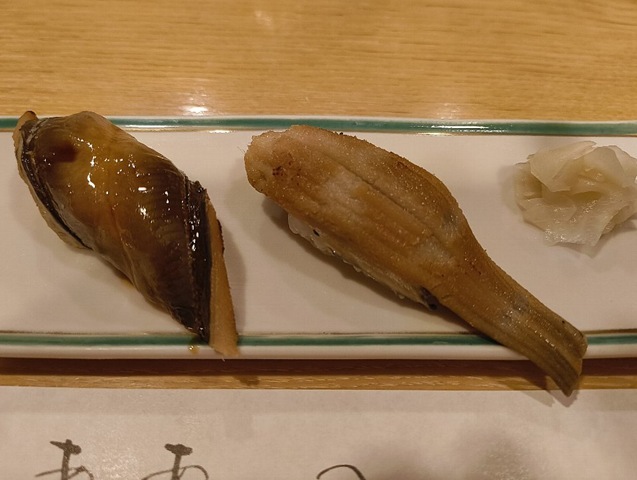 あなごの白（塩）と黒（たれ）