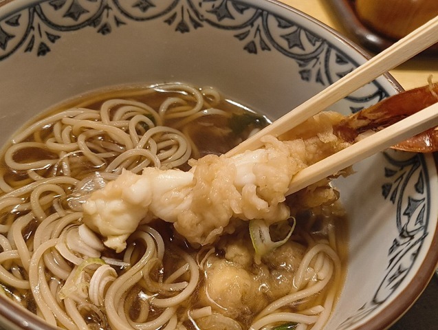 海老天を食べる