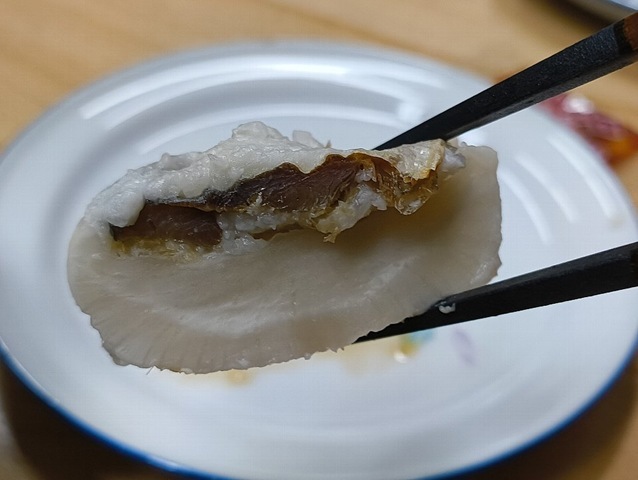 大根寿しを食べる