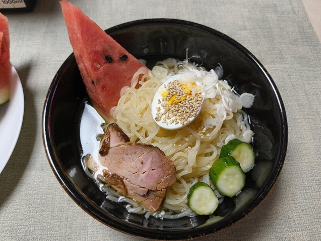 髭のこだわり冷麺