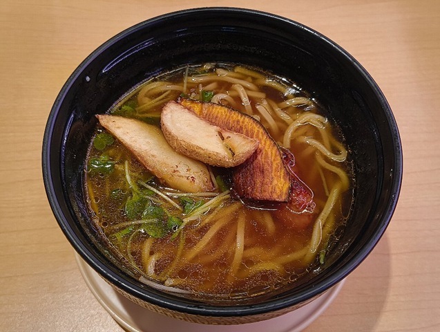 スパイス香るスープカレーラーメン