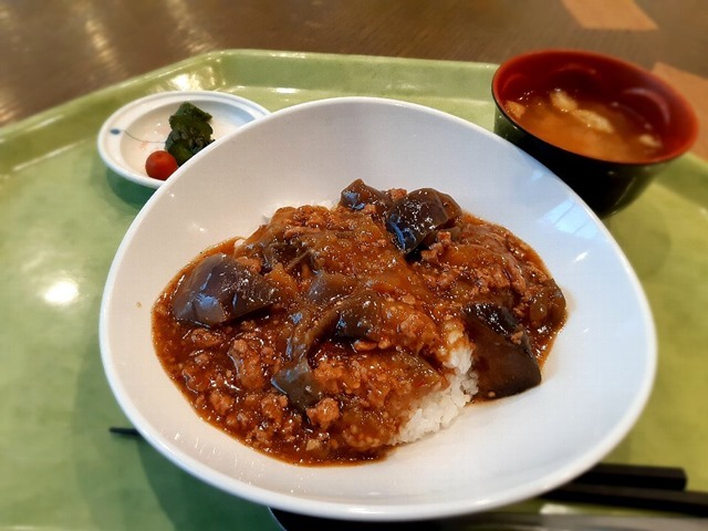 麻婆茄子丼