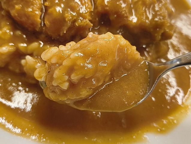 ラまずはライスカレーだ