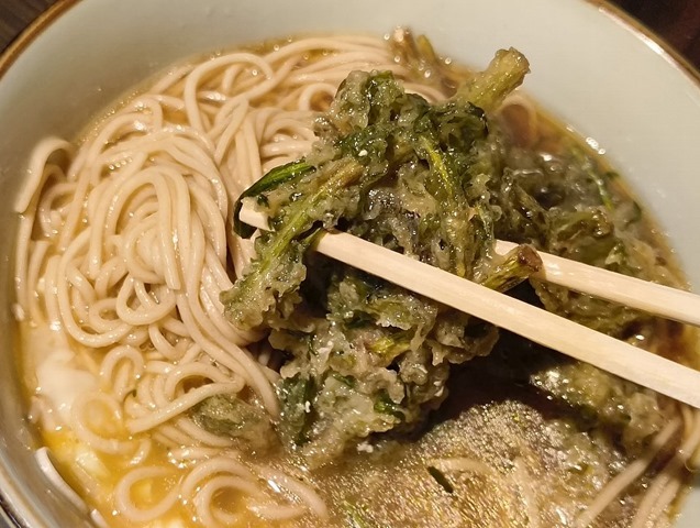 春菊天を食べる