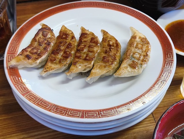 餃子は4皿目だよ