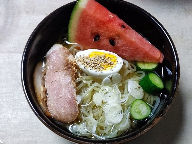 鬚の冷麺