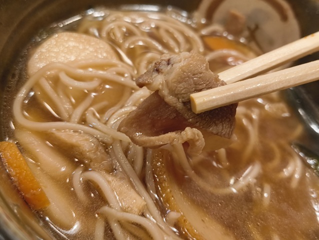 豚肉だ、これじゃ豚汁だよ（笑）