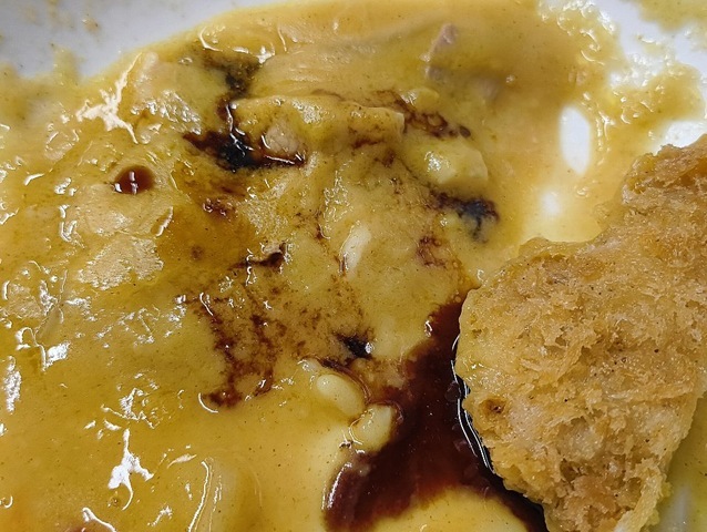 珍しくソースもかけてみた