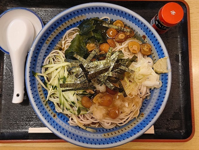 冷しなめこおろし