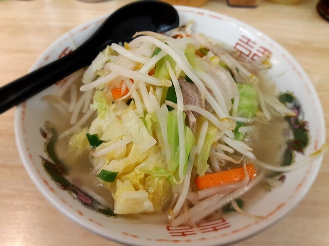 タンメン（麺半分）