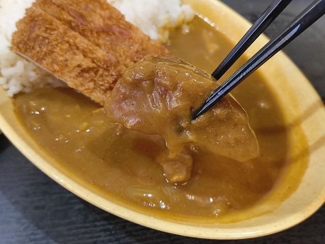 カツも食べる