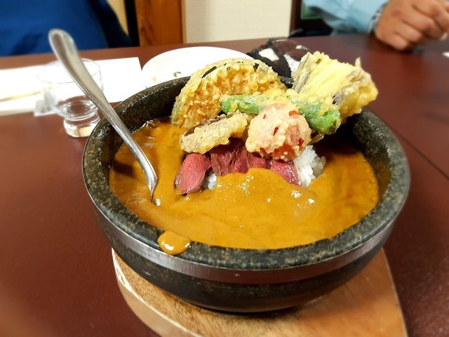 山鹿薬師馬カレー