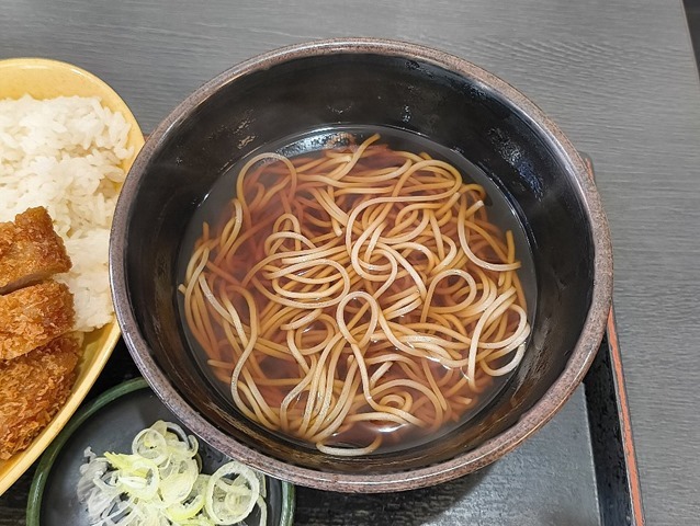 ハーフそば（かけ）