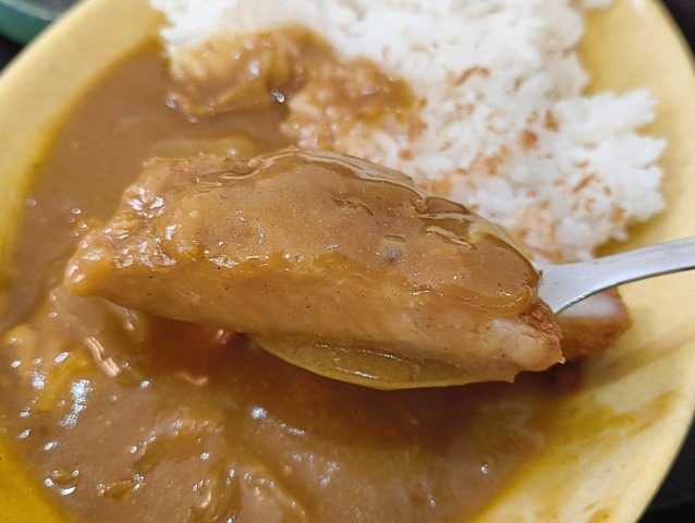 カツも食べるのだ