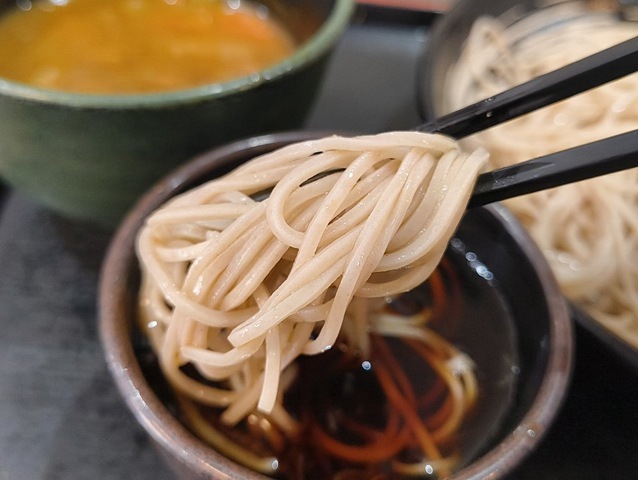 蕎麦汁で蕎麦を食べるのだよ