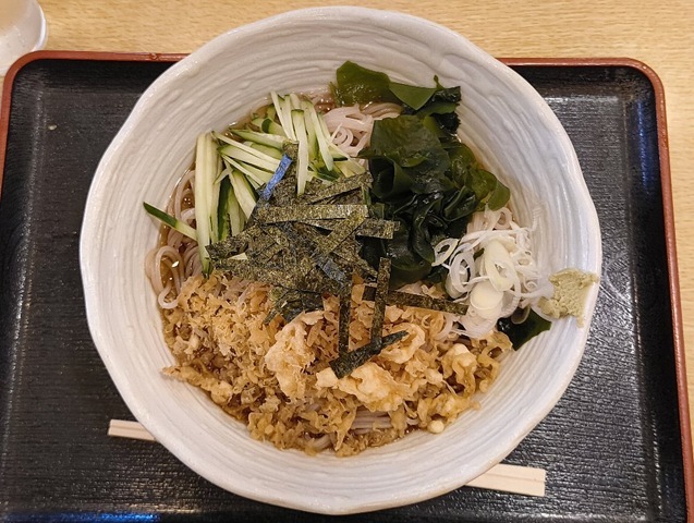 冷したぬきそば（大盛）