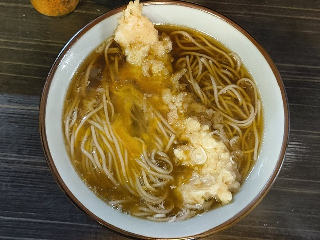 生たまごを散らす