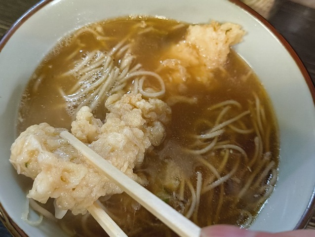 イカ天を食べる