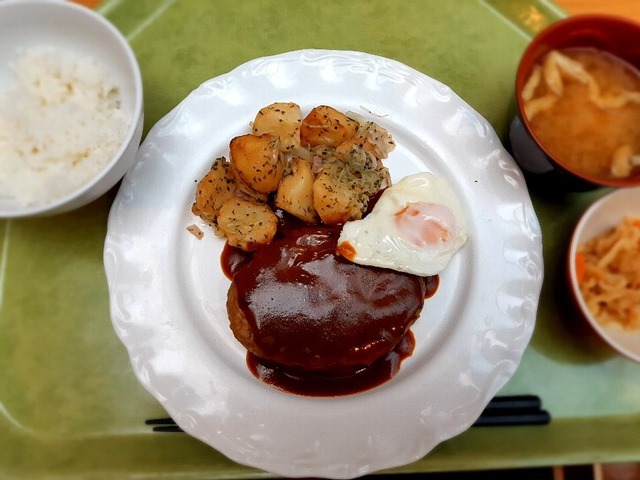 ジャーマンポテトハンバーグ定食