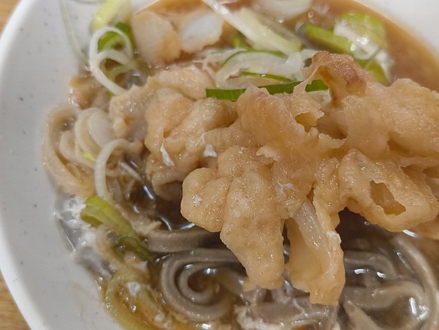 たまねぎ天を食う