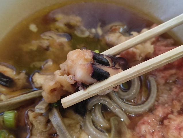 衣が剥がれたゲソ天が一由を物語る