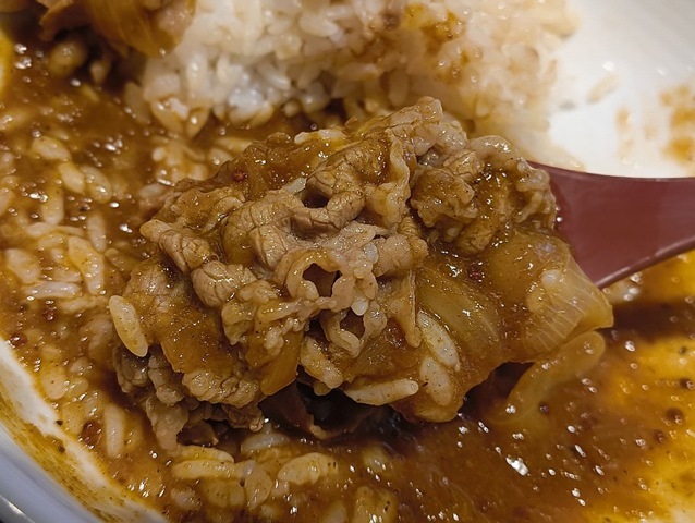 牛どんのあたまと一緒にして食べる
