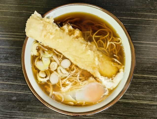 イカ天そば＋生たまご