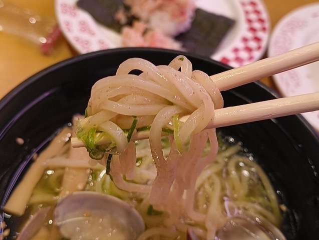 ラーメンを手繰る