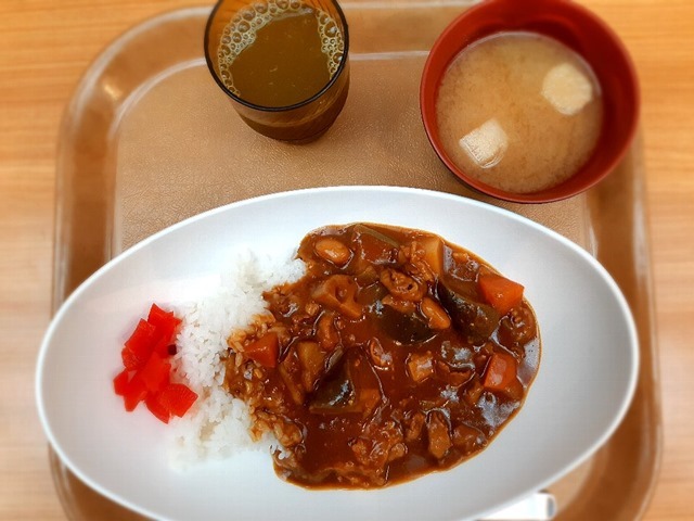 野菜たっぷりカレー