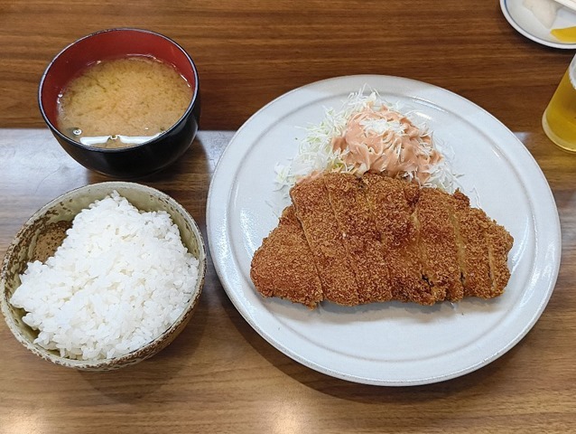 ロースカツ定食