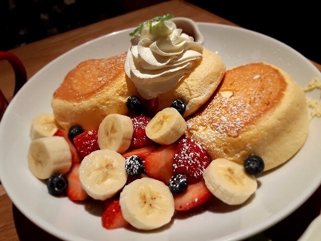 ふわふわミックスフルーツパンケーキ