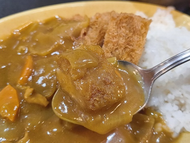 カツも食べる