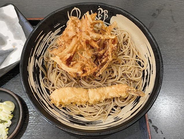冷し野菜かきあげそば＋海老天（無料クーポン券）