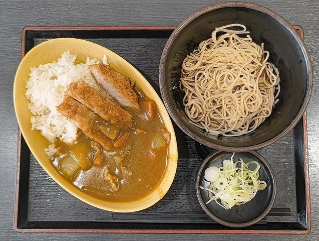 ミニカツカレー＋ハーフそば（冷）