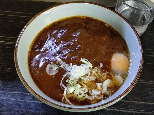 カレーそば＋たまご