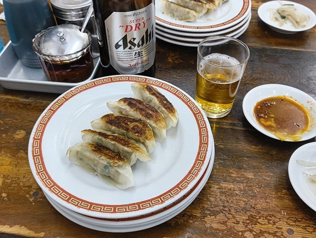 4皿目