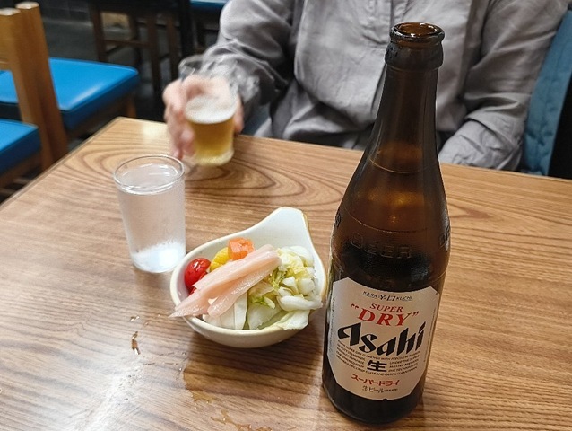 ビールとおしんこ盛り合わせ