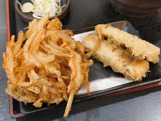 野菜かきあげ+太刀魚のちくわ天