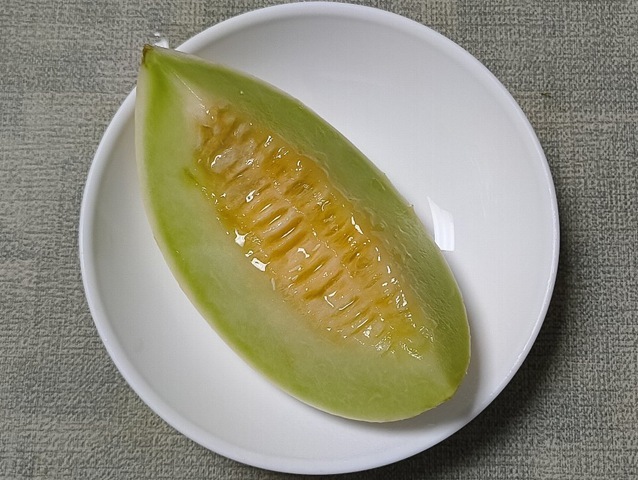 アリスメロン1/4