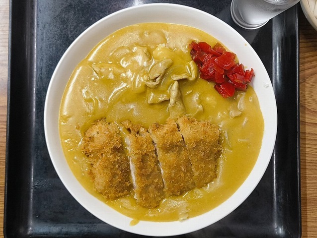 カツカレー（ご飯半分）