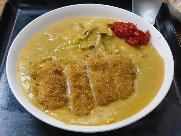 カツカレー（ご飯半分）