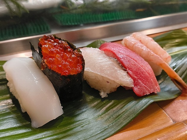 えび、イクラ、鯛、赤味、甘えび