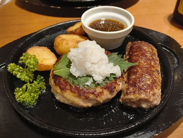 おろしハンバーグ＆BEEFハンバーグステーキ