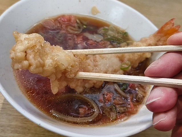 お終いの頃に大海老をガブリ！