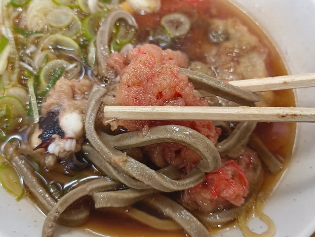 紅しょうが天を食べる