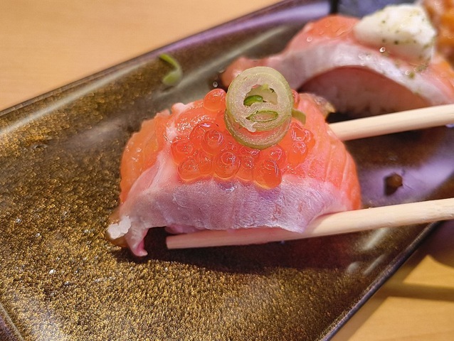 いくらのせを食べる