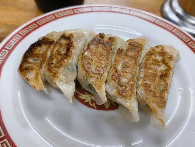 3皿目
