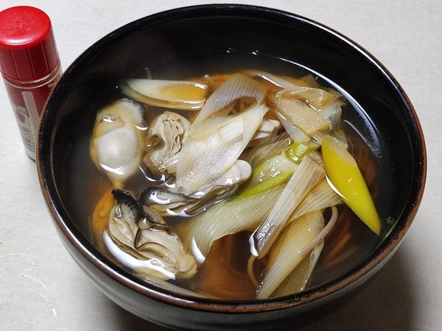 牡蠣蕎麦（藻琴湖の牡蠣）